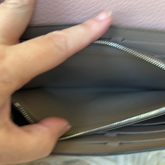 Louis Vuitton Taurillon leather Capucines LV signature wallet - Picture 10 of 10